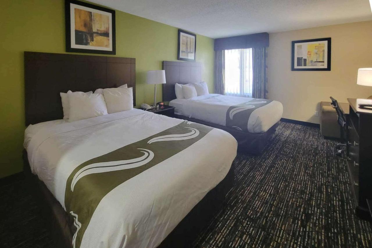 Quality Inn & Suites Quantico Stafford Exterior photo